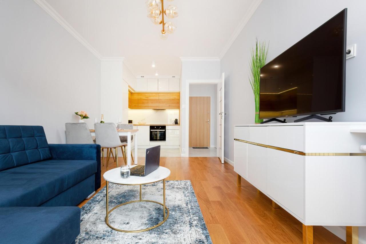Apartament Dom Przy Okrzei By Renters Prestige Varsovia Exterior foto