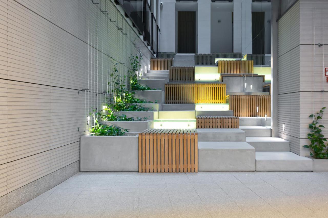 Apartament Dom Przy Okrzei By Renters Prestige Varsovia Exterior foto